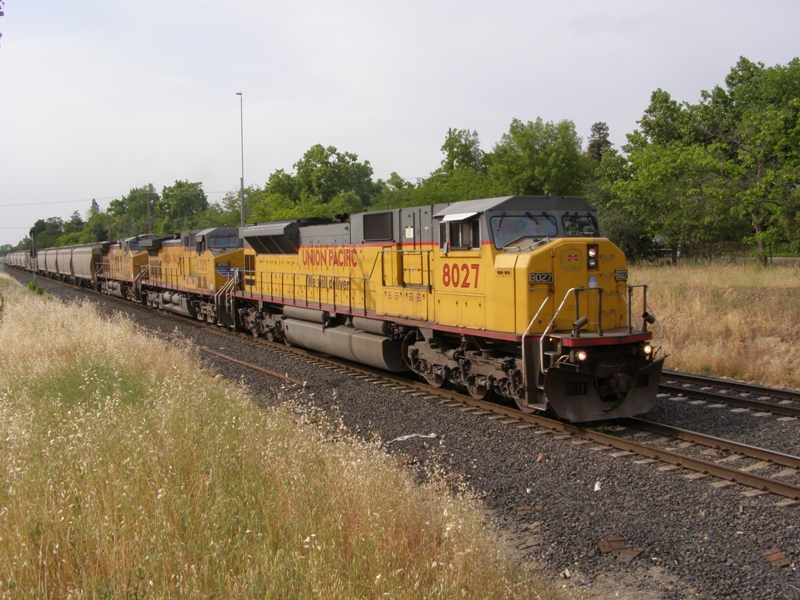UP 8027