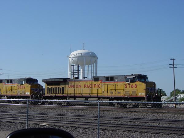UP coal eastbound downtown