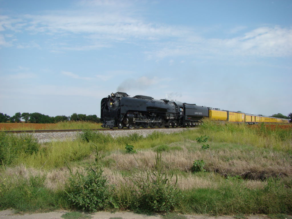 UP STEAM TRAIN