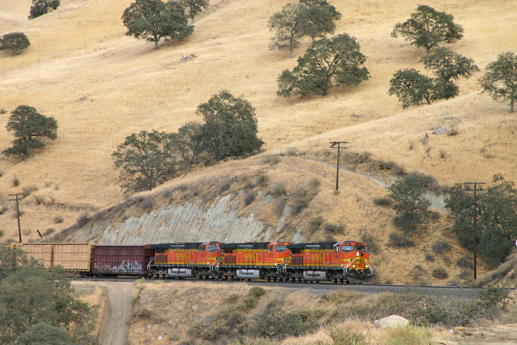Up towards Tunnel 1