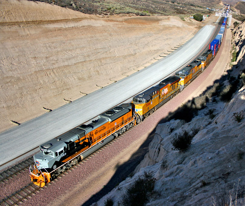 UP1989 - Cajon Pass