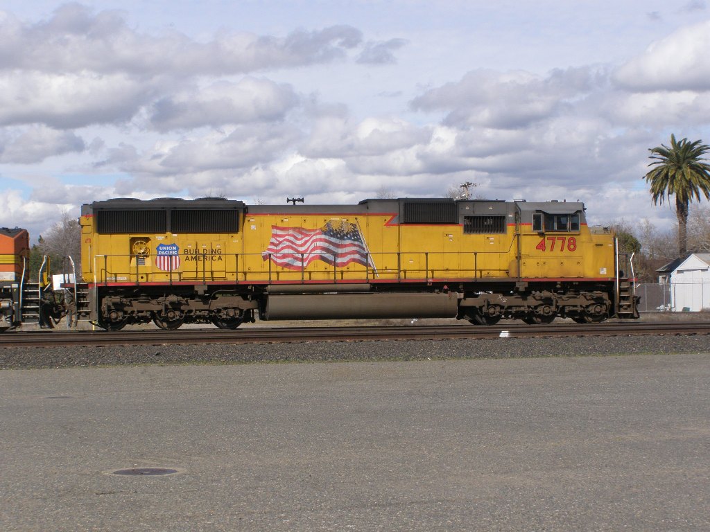 UP_4778