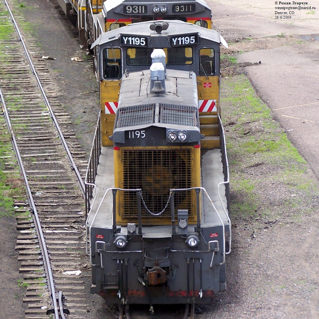 UPY 1195 ex-SP SW1500