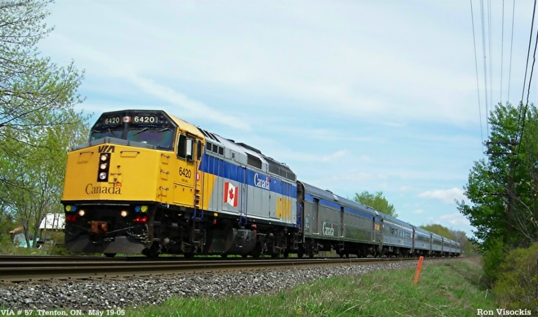 VIA 6420 Unsual headlights (3)