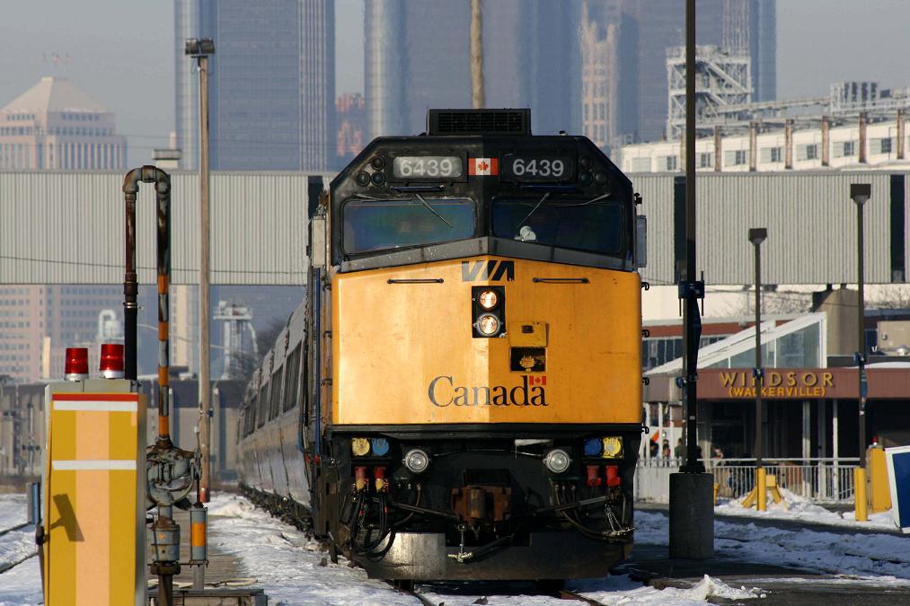 VIA 6439-72 EAST