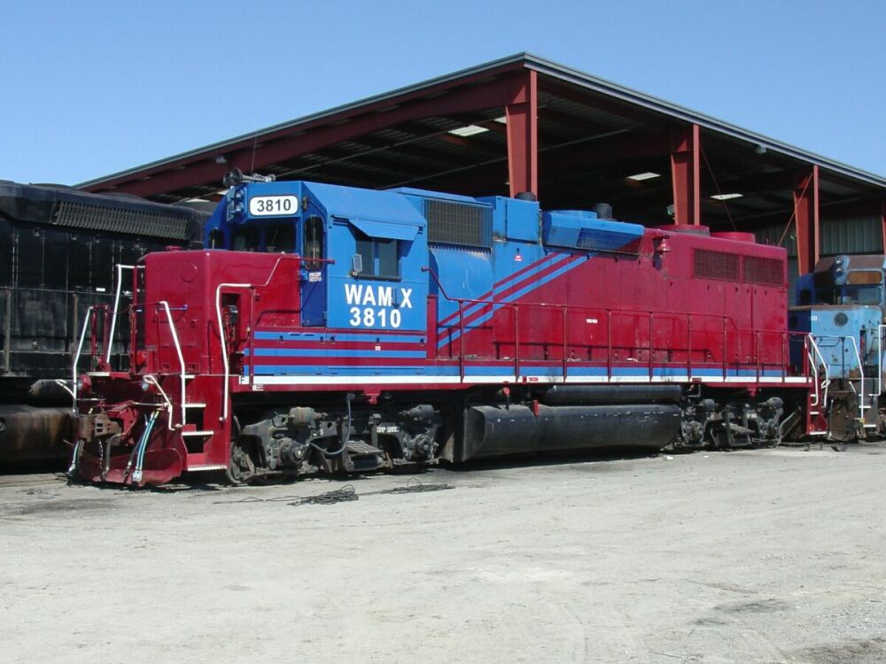 WAMX GP38 3810