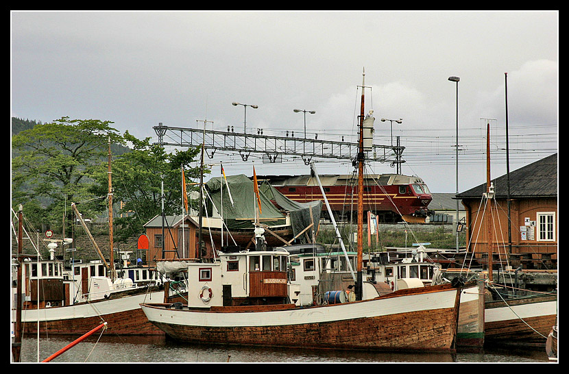 Warming Up between Boats