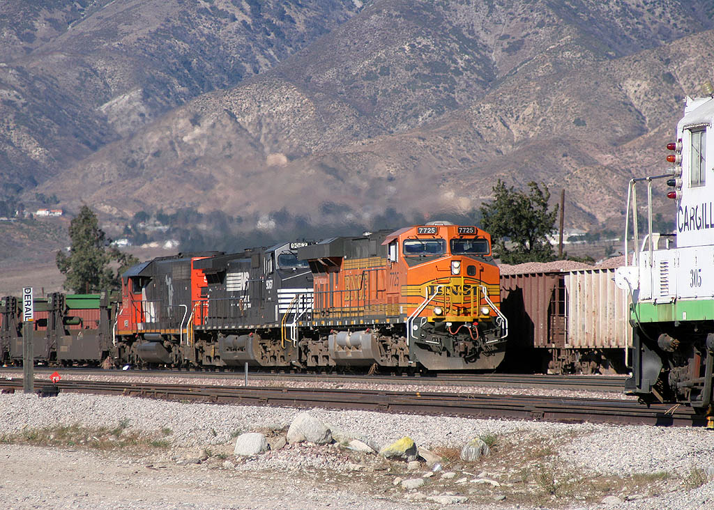 Westbound Baretables
