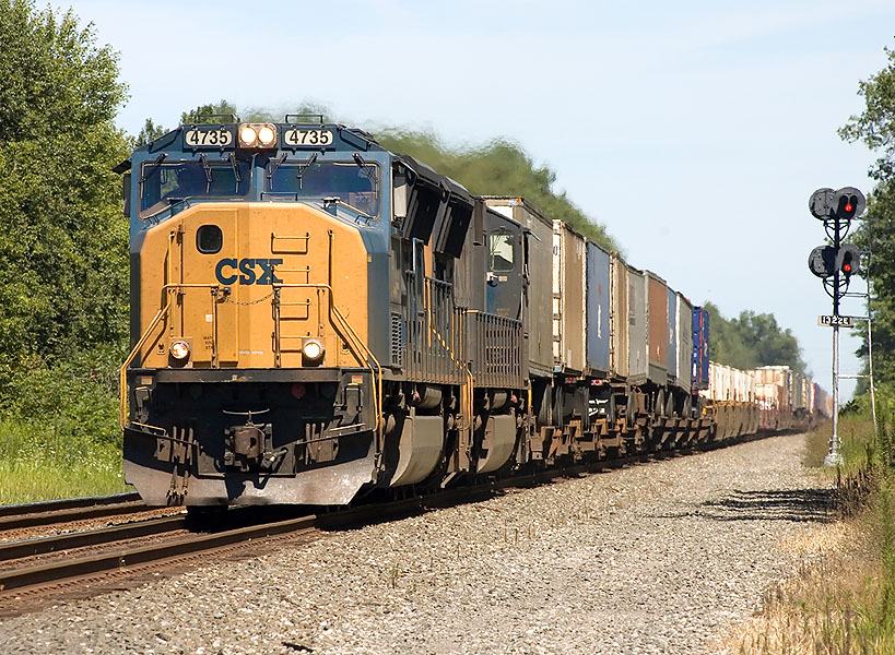 Westbound CSX Q117