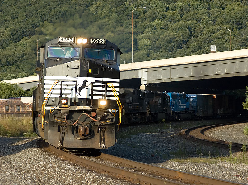 Westbound NS 19J