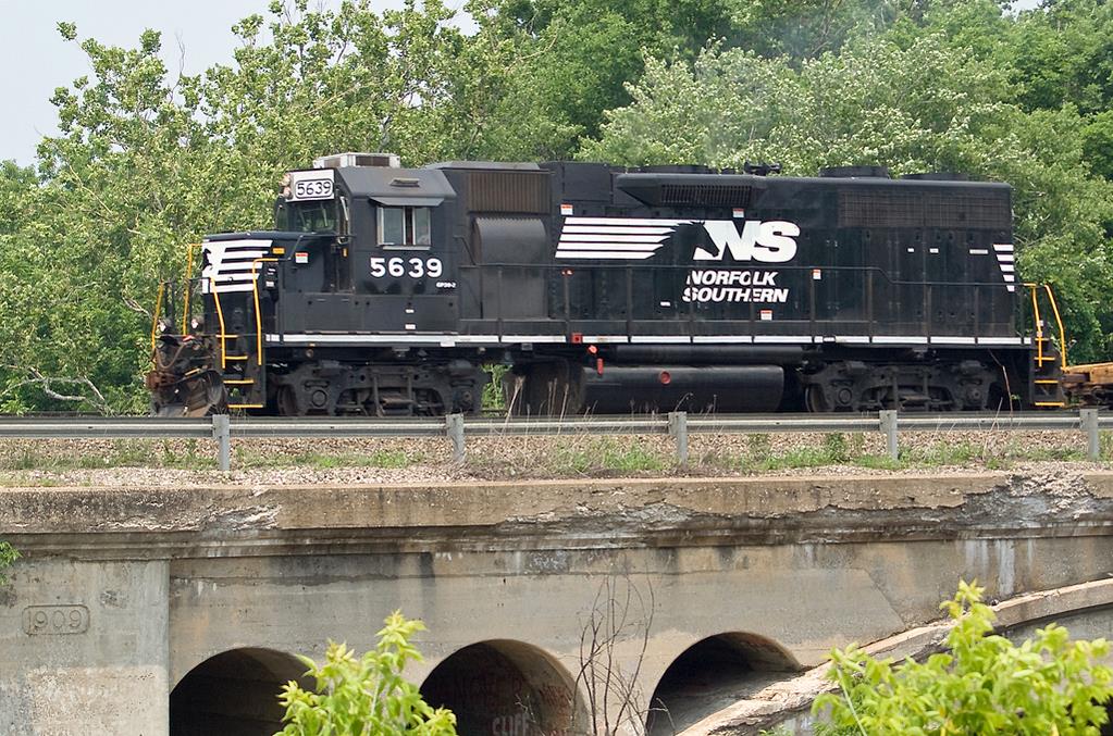 Westbound Warhorse