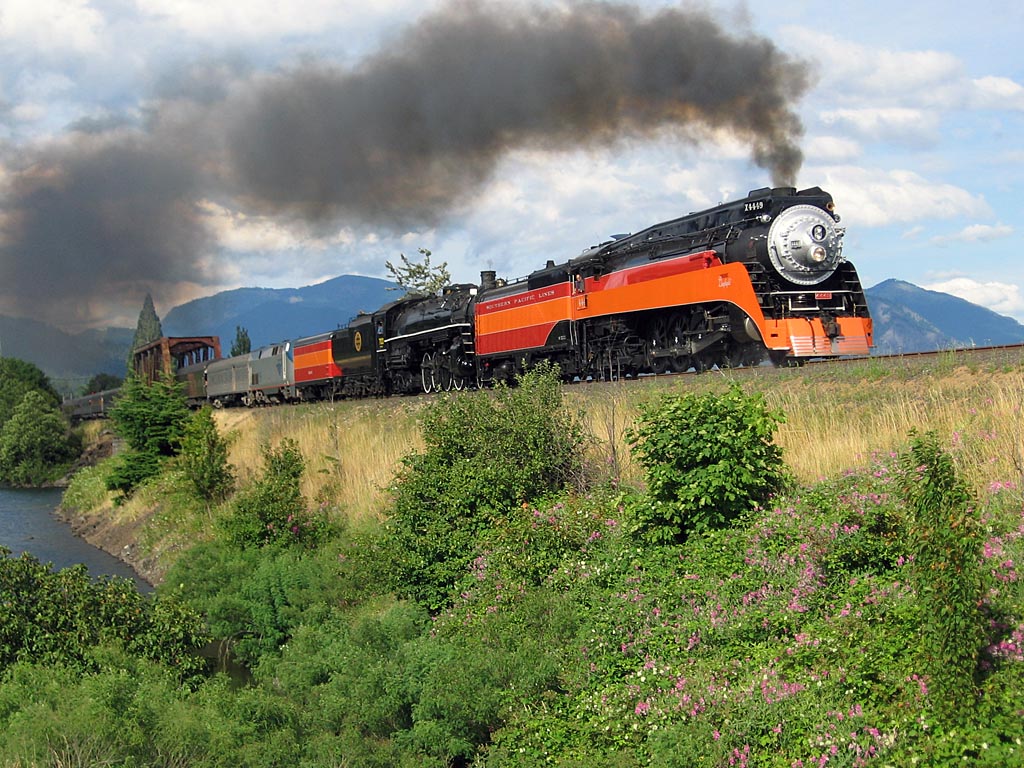 Western Star leaving Skamania