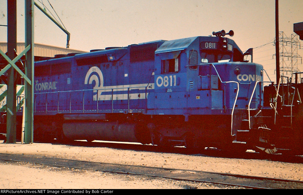 CR%20811%20SD40-2%20105619.JPG