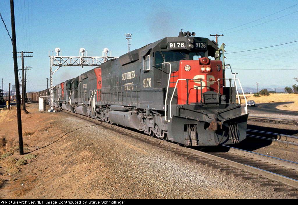 SP_9176_West_departing_Antelope.Jpg