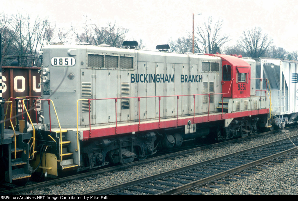 bb8851.jpg