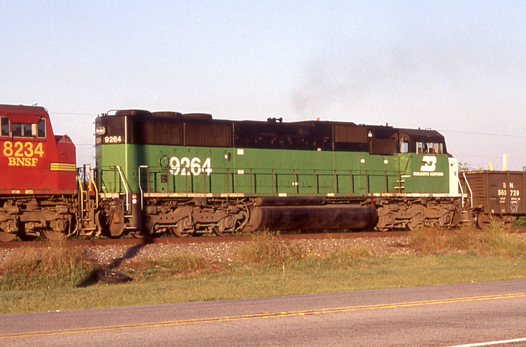 ea21bn9264.jpg