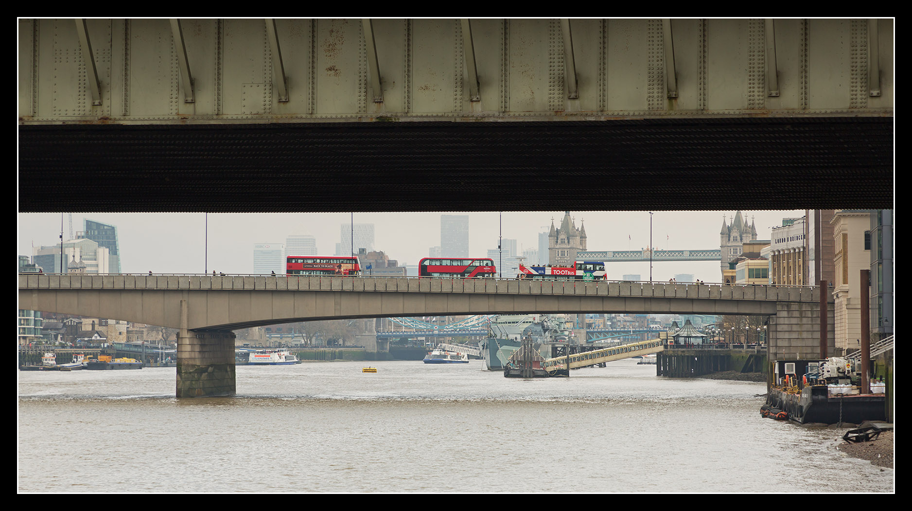 lon2417.jpg