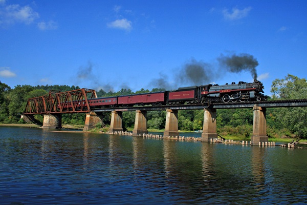 trn.trains.com