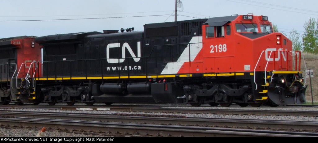 CN2198%20C40-8W.JPG