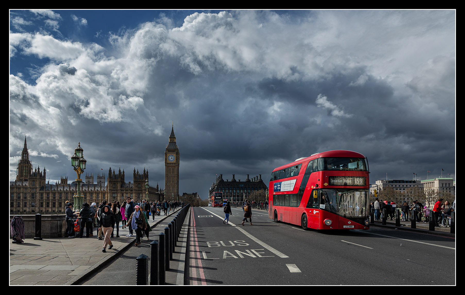 lon2434.jpg