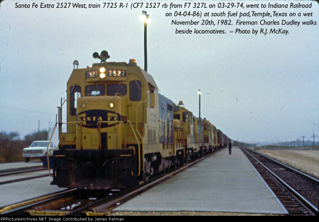 at2527_19821120%20aa.jpg