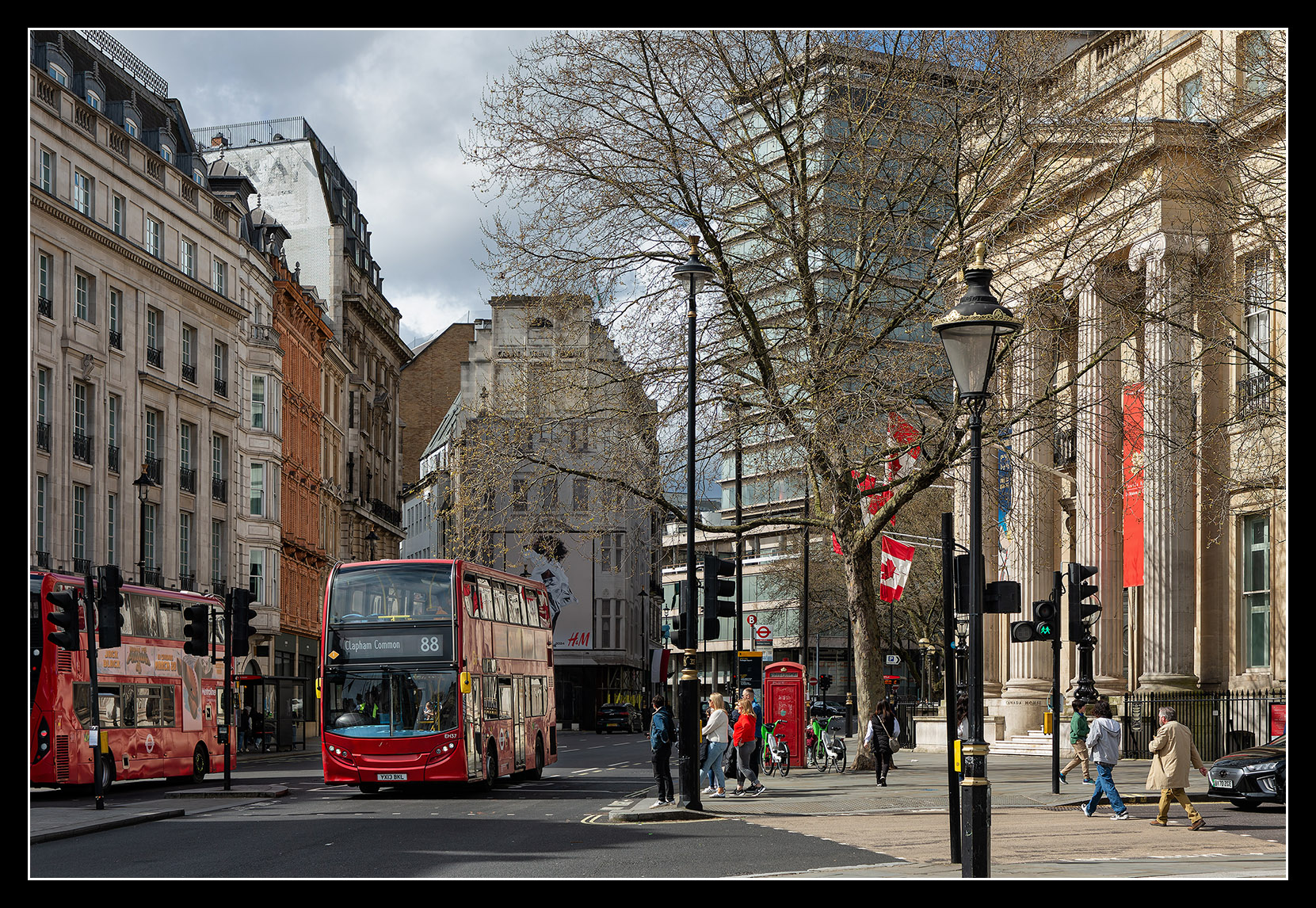 lon2428.jpg