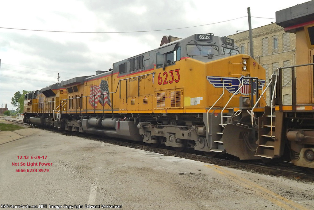 Up6233nsl.JPG