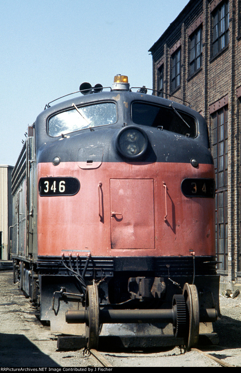 1976-05-02-p1-black-aw.jpg