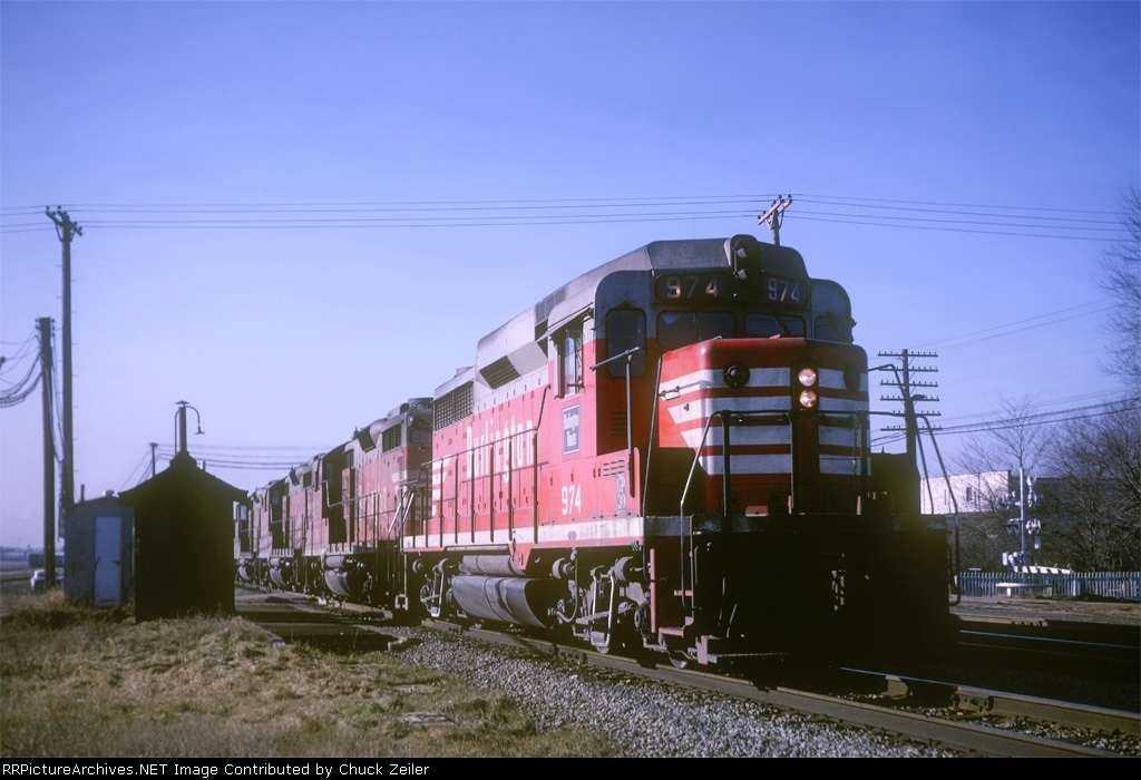cbq974-1.jpg