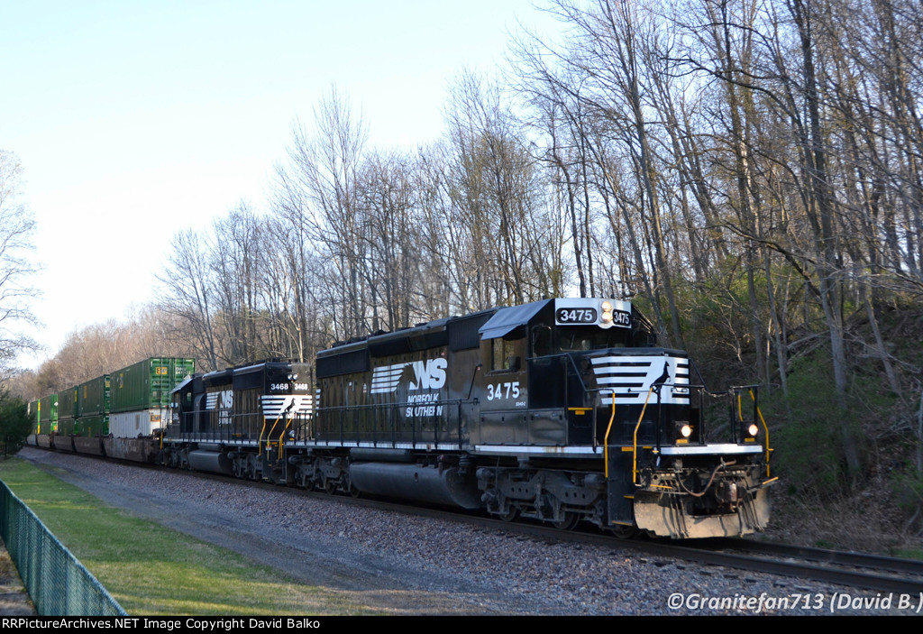 NS%203475%20EMD%20SD40-2%20(K82)-2b.jpg